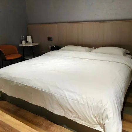 Zhanlang E-Sports Hotel