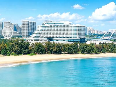 HUALUXE Hotels and Resorts BEIHAI SILVER BEACH RESORT