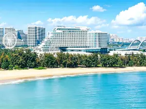 HUALUXE Hotels and Resorts BEIHAI SILVER BEACH RESORT