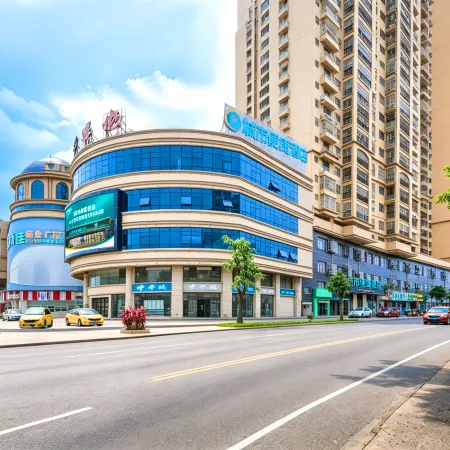 City Comfort Inn Hotel (Longzhou Zhongshan Park Zhonghua City)