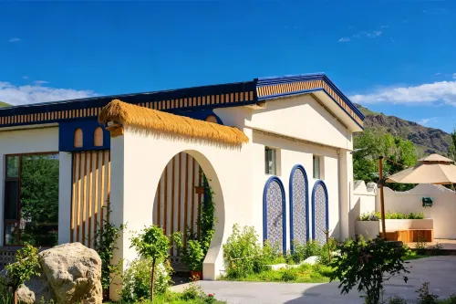 Banshanjian Xiyuan | Mid·Mountain Stream Manor Homestay (Guozigou Pasture) - Wifi