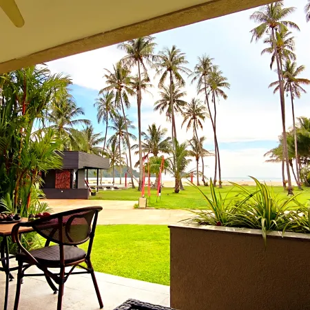 Luxury Beachfront SeaView Apartment