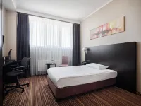 Armat Hotel - Airport Shuttle