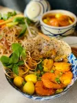 UrbanR Danang Beach - An Thuong Walking Street - ビーチサイド