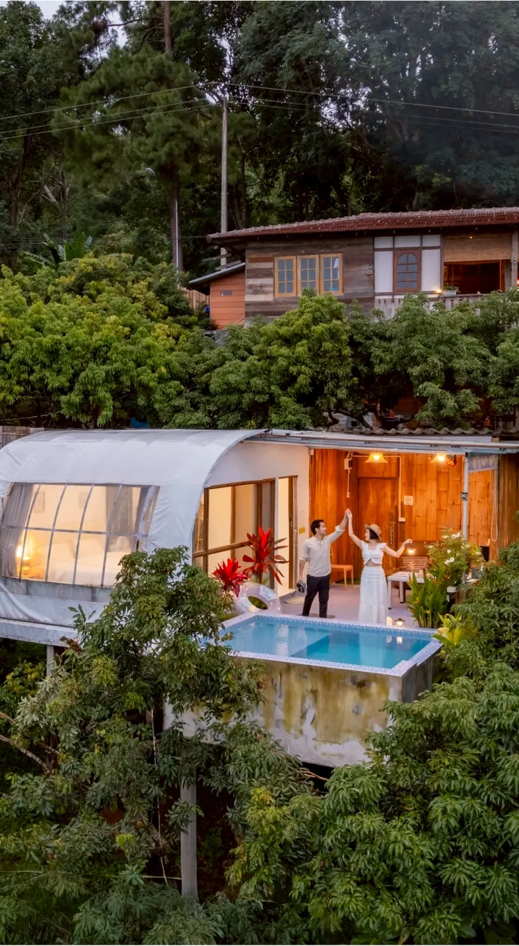 D Pool House 2
