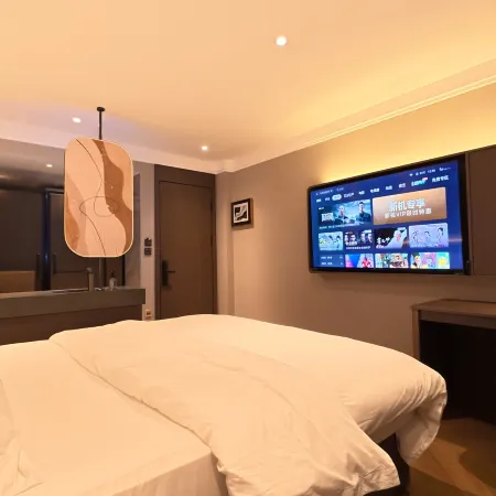 Huating Hotel