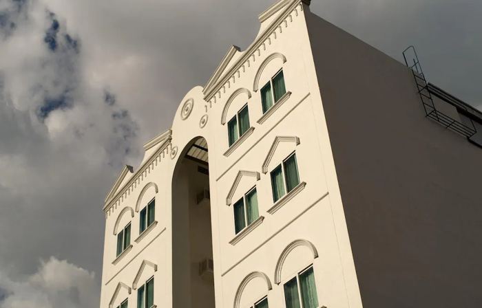 1001 Nights Boutique Inn