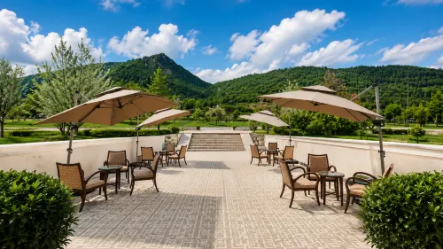 Sky Lan · Mountain View Hotel - 3-Star