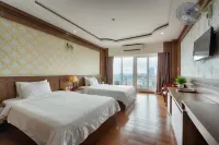 SAILING TOWER HOTEL - breakfast