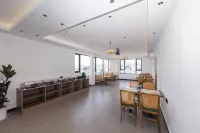 泊汀·AZURE海景酒店（北海銀灘店） - 2星級