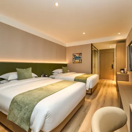 Songguo Resort Hotel (Bashang Grassland China Horse Town Tourist Resort)