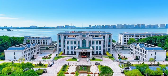 Bandao Hotel Hotele w: Jiujiang