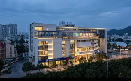 Vienna Hotel (Fuzhou Changle Zhenghe Subway Station) - en bord de mer
