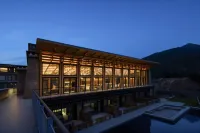 Yading Lanyond Hotel - 2-Star