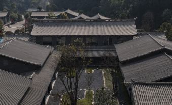 Nandian Banshan Hot Spring Hotel