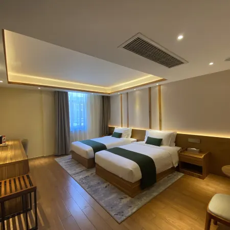 Yinmo Hotel (You County Jiuxian Lake Scenic Area)