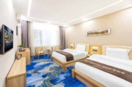 Qujing Time Lives Hotel