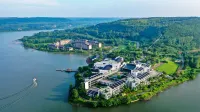 Jinling Resort Tianquan Lake Hotels in Huai'an