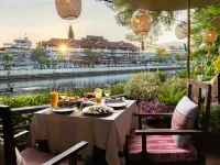 Sala Lanna Chiang Mai Hotels near Wat Gate