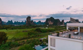 Julong Town Resort Hotel (Yulong River Store, Shili Gallery, Yangshuo)