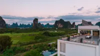 Julong Town Resort Hotel (Yulong River Store, Shili Gallery, Yangshuo)