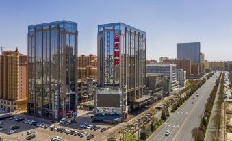 Pinzun International Hotel (Ganzhou District Zhangye West Station)