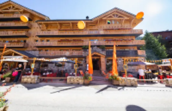 樂索達納酒店 鄰近Consigne à Ski Meribel La Chaudanne - Meribel Les 3 Vallées的酒店