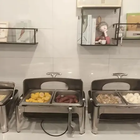 Huaining Sanfu Holiday Inn