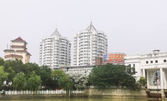 Country Inn & Suites by Radisson (Huai'an Lianshui RT-Mart Andong Road)