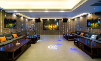 Pingjiang Daxuchong B&B Inn