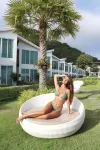 Vannee Golden Sands Beachfront Resort - Hot Tub