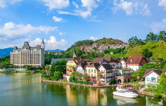 Grand LAN Resort Huizhou Minmetals Hallstatt hotel