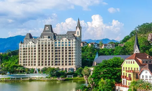 Grand LAN Resort Huizhou Minmetals Hallstatt hotel