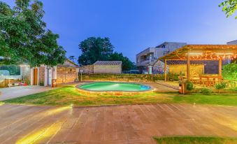 Weizhou Island Stone Yuanshe Coral Stone Homestay