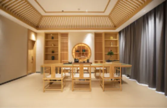 Rayzen hotel