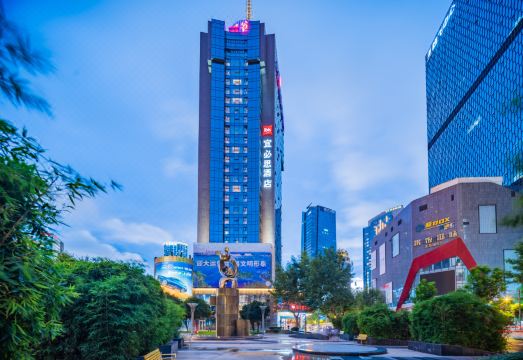 춘시루 인근 전경