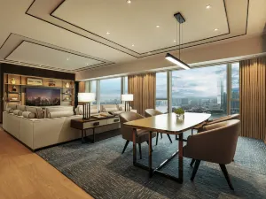 Four Seasons Hotel Hong Kong