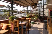 Holiday Hostel Các khách sạn ở 