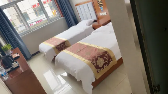 Huailai Taiyuan Hotel Hotels near Aolunda Buluo·Putaojiu Museum