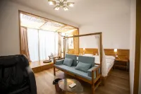 Banshan Xiaozhu Homestay - Hot Tub