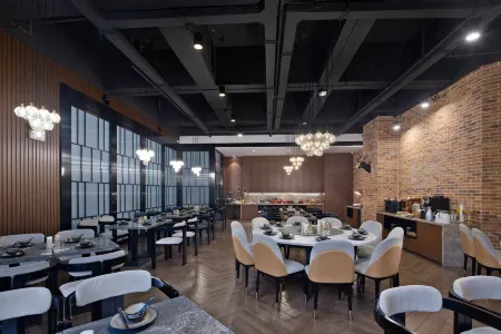 Suzhou City Holiday Hotel (Shiquan Street Wangshi Garden) Отели рядом с достопримечательностью «Nanjing University of Aeronautics and Astronautics Sufang Branch»