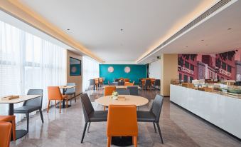 Urba hotel  (Anji Wanda Sulu Metro Station Branch)