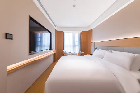 JI Hotel (Nanchang Honggutan Tongluowan Square) Отели рядом с достопримечательностью «Mailuyuan Campus， Jiangxi University of Finance and Economics»
