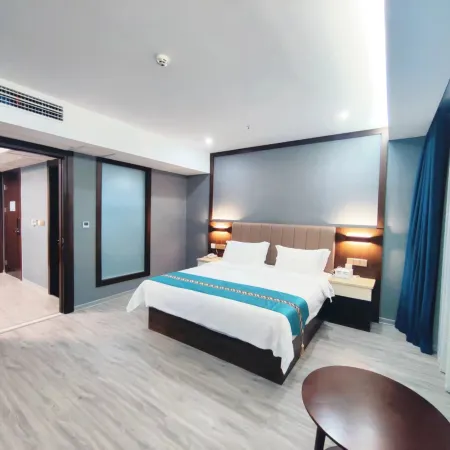 Wanghao Hotel (Nanling County Wannan Mall)