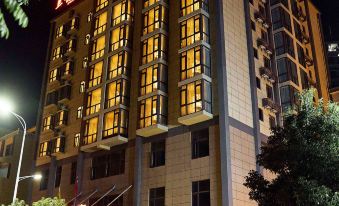 GreenTree Eastern Hotel (Shiping Julong Haoting)