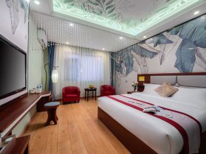 Lancang Jinhua Boutique Theme Hotel