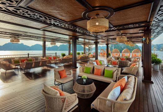 하롱베이 크루즈 전경