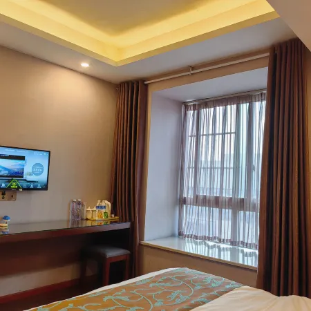 Nanchong Jiangnan Hotel (Wangfujing Shopping Center) Отели в г. Наньчун