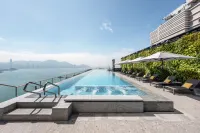 TOWNPLACE WEST KOWLOON - Infinity Pools