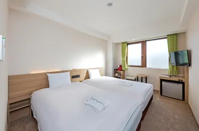 Hotel Meldia Shijo kawaramachi Annex(Rakuten STAY URBAN Shijo Teramachi from March 3, 2026) Hotel berhampiran Nostalgic Architectural Structure at Sanjodori